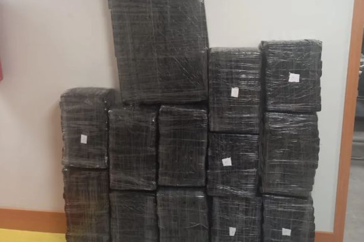 Motorista é preso após transportar 300 kg de droga em porta-malas de veículo em MT