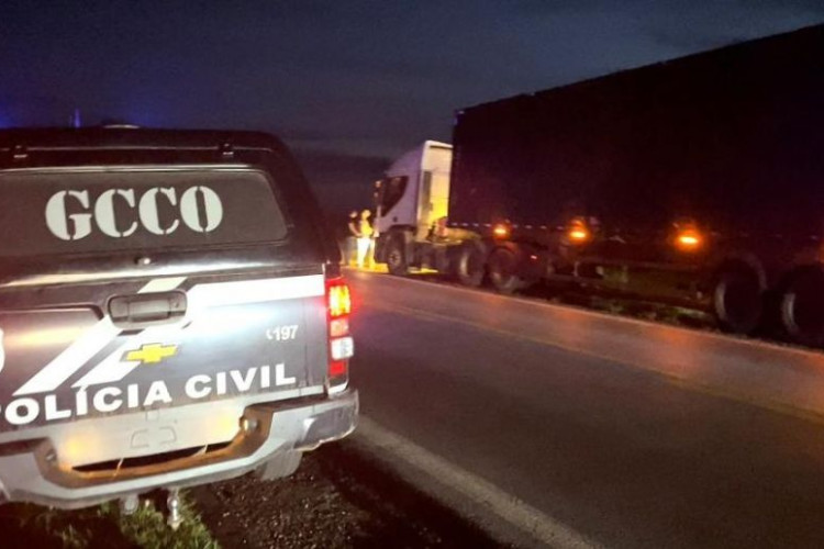 Operação cumpre 18 ordens judiciais contra associação criminosa envolvida em roubo de soja em MT