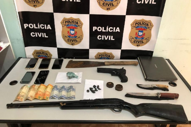 Operação cumpre mandados contra envolvidos em homicídio de jovem encontrado em rio de Araputanga
