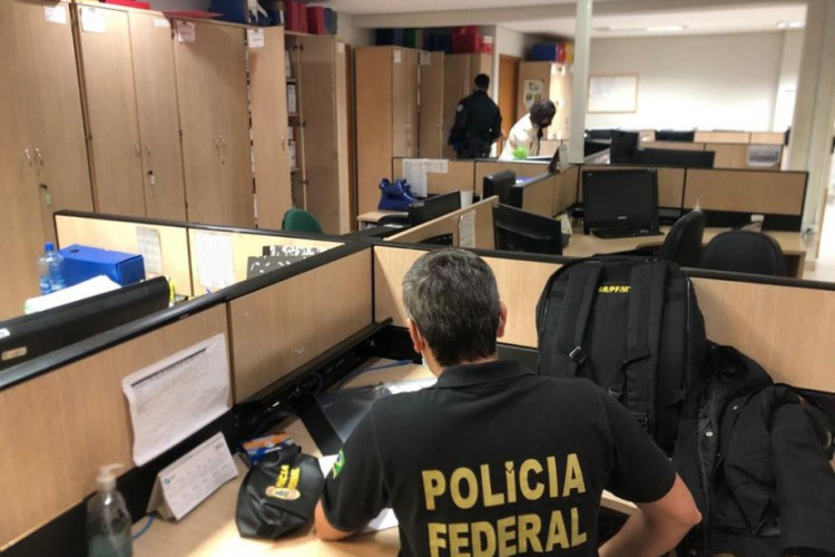 Operação da PF apura fraude em contratos e serviços de MT para tratamento da Covid-19