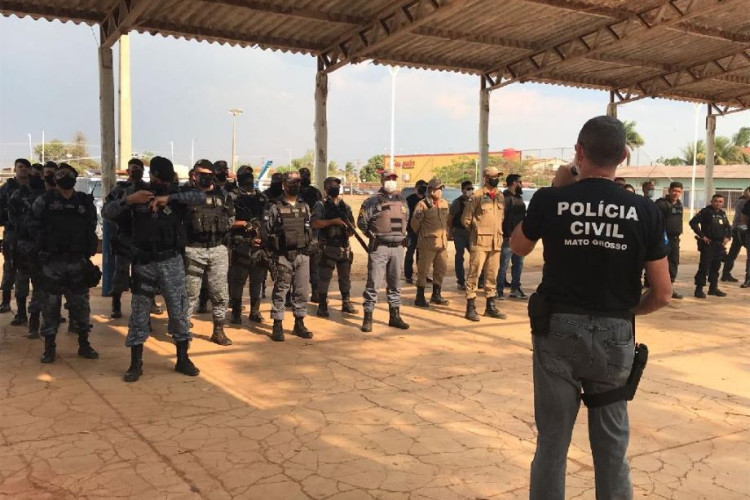 Operação Integrada Ordem Pública cumpre 14 mandados de prisão e 17 de busca e apreensão