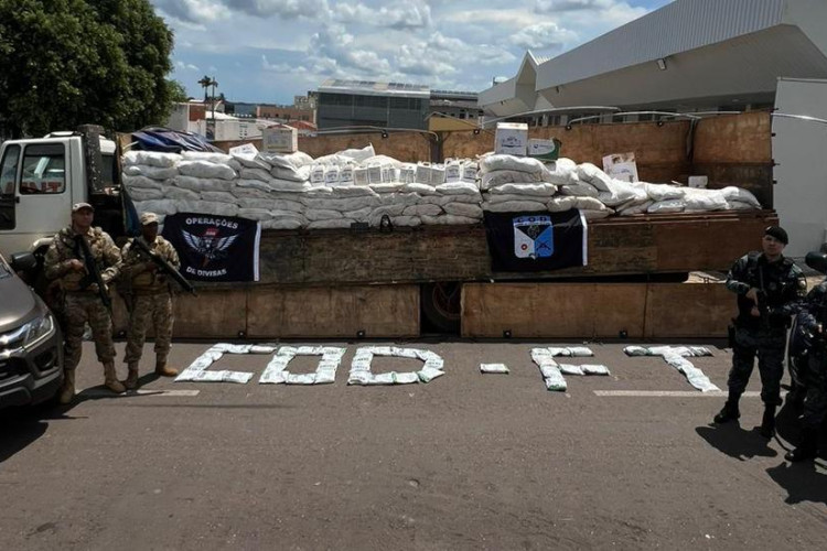 Operação integrada prende homem com carga de agrotóxicos contrabandeados avaliada em R$ 7,2 milhões