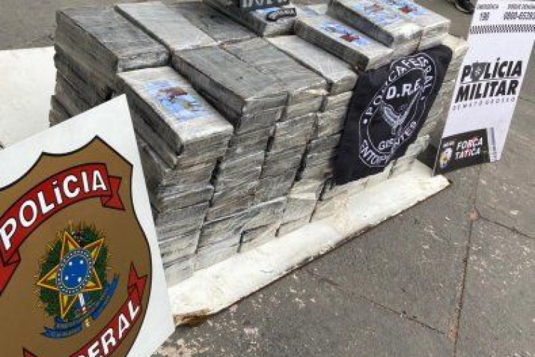 PF e Bope apreendem R$ 5 milhões em cocaína; droga saiu de Pontes e Lacerda