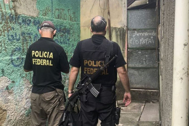 PF faz operação para combater tráfico de criança para adoção ilegal