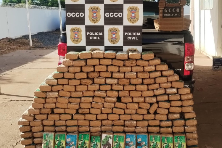 Polícia Civil apreende 210 tabletes de maconha em camionete na MT-010