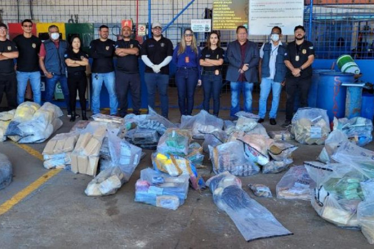 Polícia Civil incinera uma tonelada de drogas em Cáceres