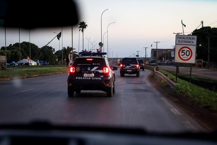 Polícia Civil prende empresário por ameaçar e explorar sexualmente adolescente que trabalhava com ele