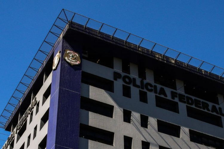 Polícia Federal faz operação contra fraudes na Caixa Econômica