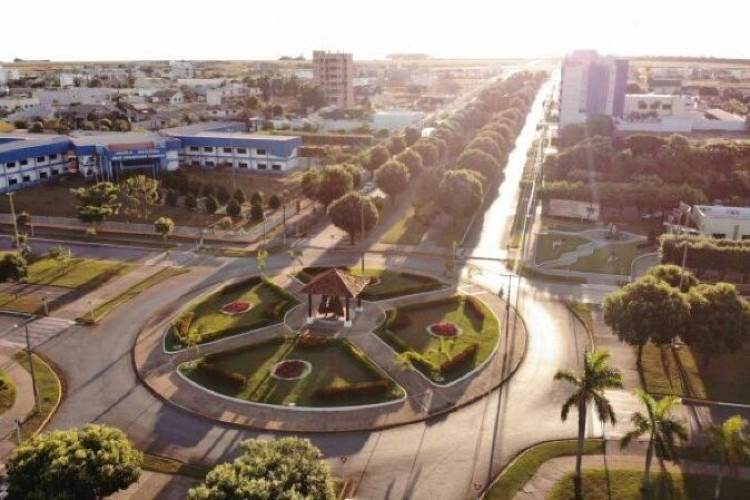 Prefeitura de Nova Mutum abre processo seletivo com salários de até R$ 3 mil