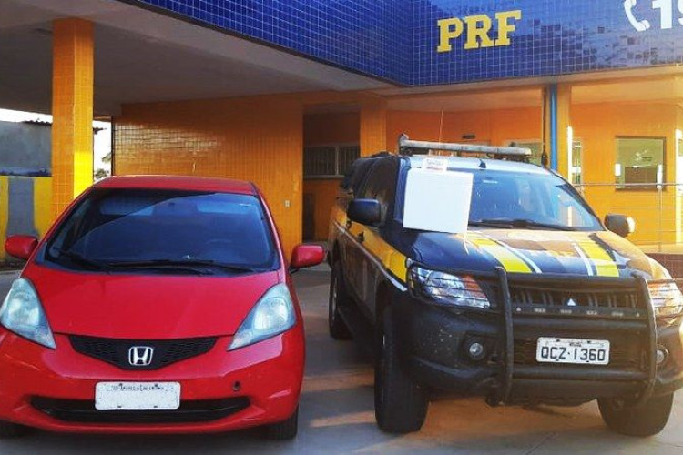 PRF aborda veículo transportando medicamentos de forma irregular em MT