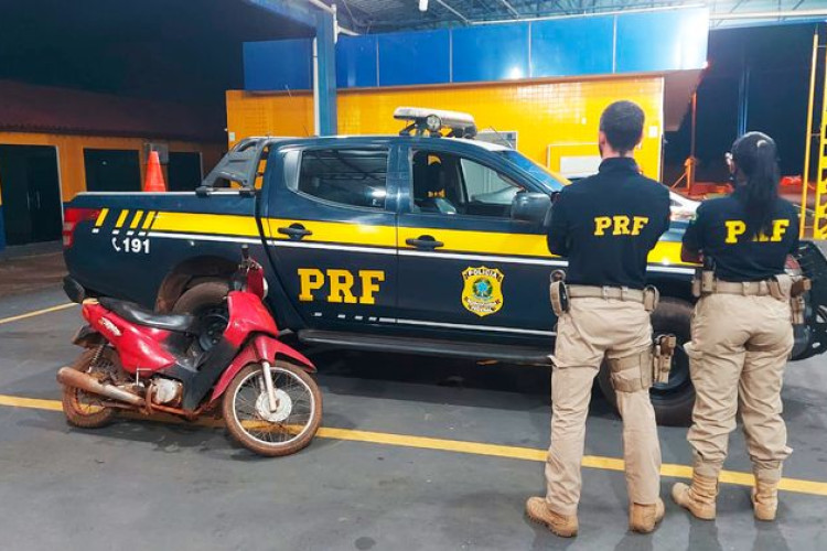 PRF recupera motocicleta com registro de furto em Pontes e Lacerda