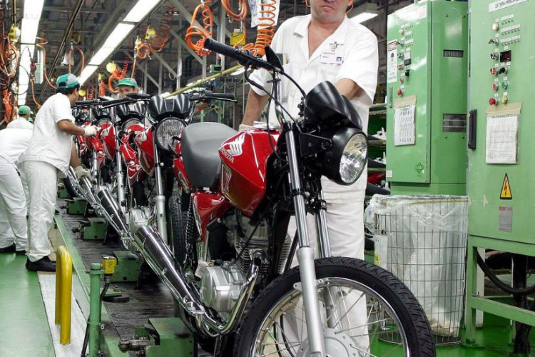 Produção de motocicletas cresce 45% no primeiro semestre de 2021
