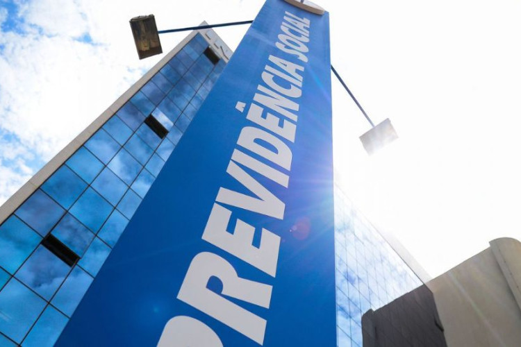 Prova de vida do INSS volta a ser obrigatória a partir de hoje