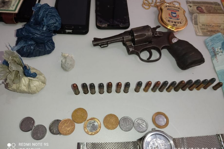 Região de Garimpo: Polícia Civil de Pontes e Lacerda prende traficante e cumpre mandado de prisão contra foragido da Justiça de Rondônia