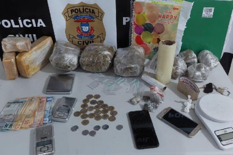 Suspeito de tráfico é preso em flagrante com cinco quilos de entorpecentes em Pontes e Lacerda