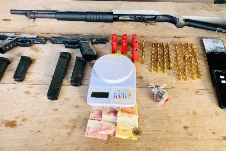 Suspeitos de integrar facção criminosa são presos com armas e munições em Mirassol D’Oeste