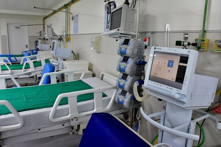 Taxa de ocupação de UTIs continua subindo e está em 86% em MT