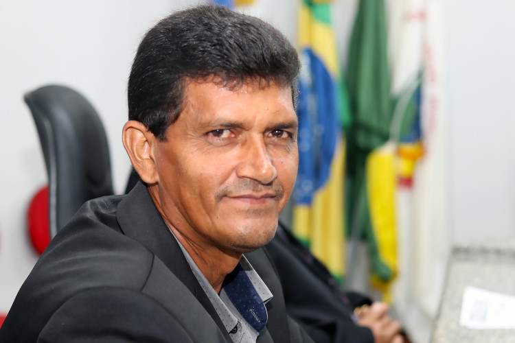 Vereador Toninho quer inclusão de ruas no projeto de pavimentação do bairro Água Boa